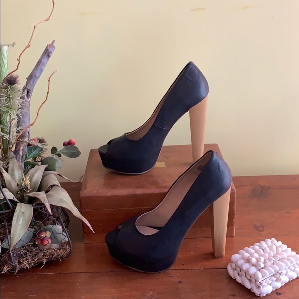 Just Fabulous peep toe black stilettos